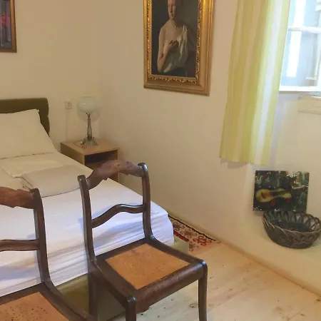 Brac, Supetar, Art House, Dreamy Dalmatian Vacation Home, 80m From Sea Casa de Férias